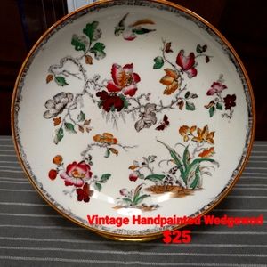 VINTAGE HANDPAITED WEDGEWOOD DISH